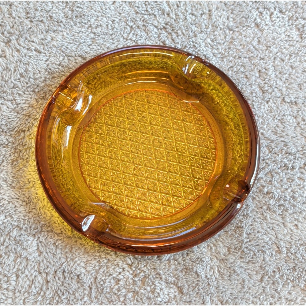 Vintage Round Amber Glass 4 Finger Cigar Ashtray 8" Smooth Edge Diamond Design